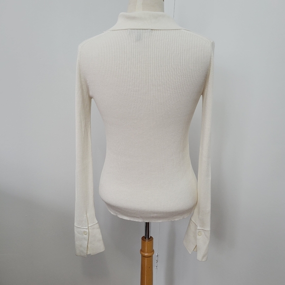 Banana Republic longsleeve - Picture 2 of 4